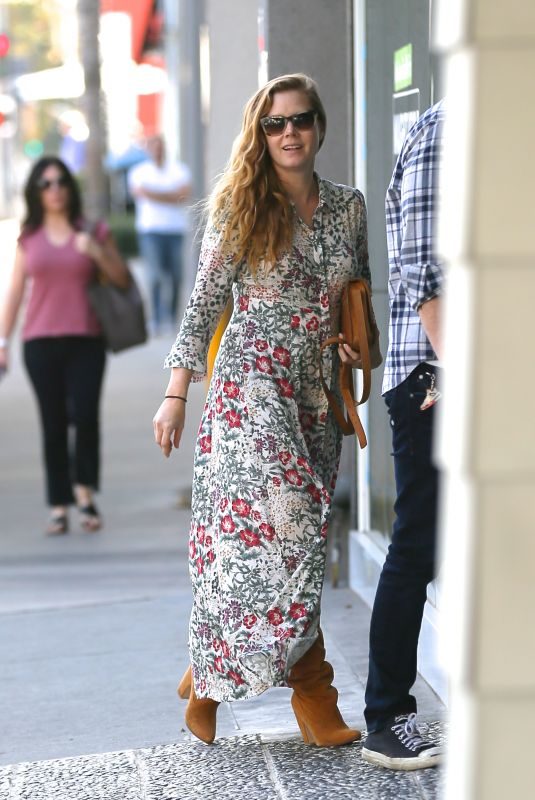 AMY ADAMS at Kitross Kids Shop in Los Angeles 12/08/2017