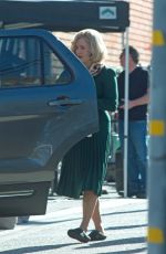 AMY ADAMS on the Set of Backseat in Los Angeles 30/11/2017