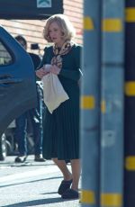 AMY ADAMS on the Set of Backseat in Los Angeles 30/11/2017