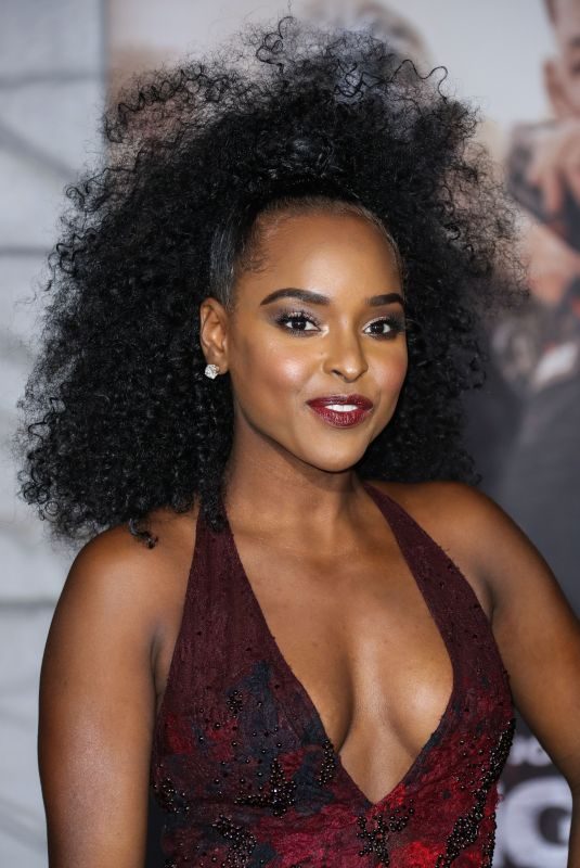 ANTOINETTE ROBINSON at Bright Premiere in Los Angeles 12/13/2017