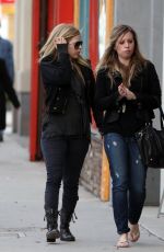 AVRIL LAVIGNE Out Shopping in Los Angeles 12/10/2017