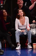 BELLA HADID at Knicks Game in Los Angeles 12/12/2017