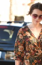 BETHANY JOY LENZ Pick Up Lunch in Los Angeles 12/29/2017