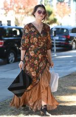 BETHANY JOY LENZ Pick Up Lunch in Los Angeles 12/29/2017