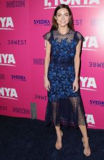 CAITLIN CARVER at I, Tonya Premiere in Los Angeles 12/05/2017