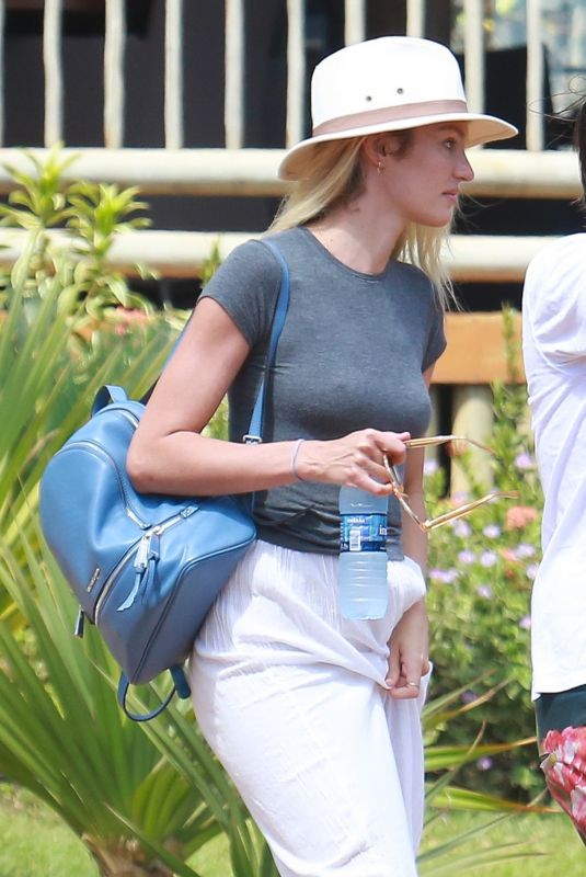 CANDICE SWANEPOEL Leaves Fernando De Noronha 12/20/2017