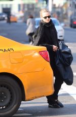 CAREY MULLIGAN Out Shopping in New York 12/05/2017