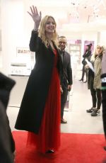 CHIARA FERRAGNI at Swarovski Shop in Milan 12/03/2017
