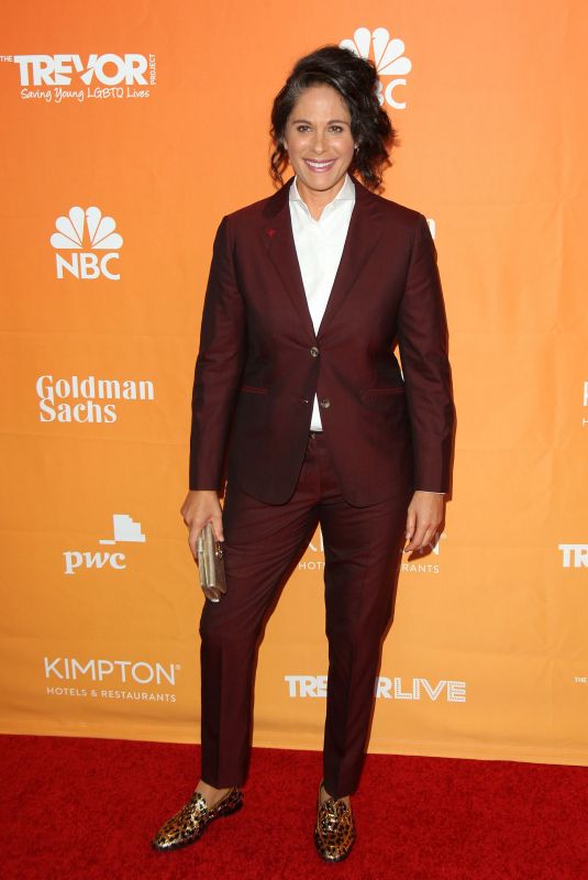 DANA GOLDBERG at Trevor Project’s 2017 Trevorlive Gala in Los Angeles 12/03/2017