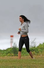 DARCIE LINCOLN Runnig on the Beach in Hawaii 12/28/2017