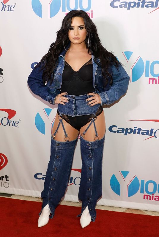 DEMI LOVATO at Y100 Jingle Ball in Sunrise Florida 12/17/2017