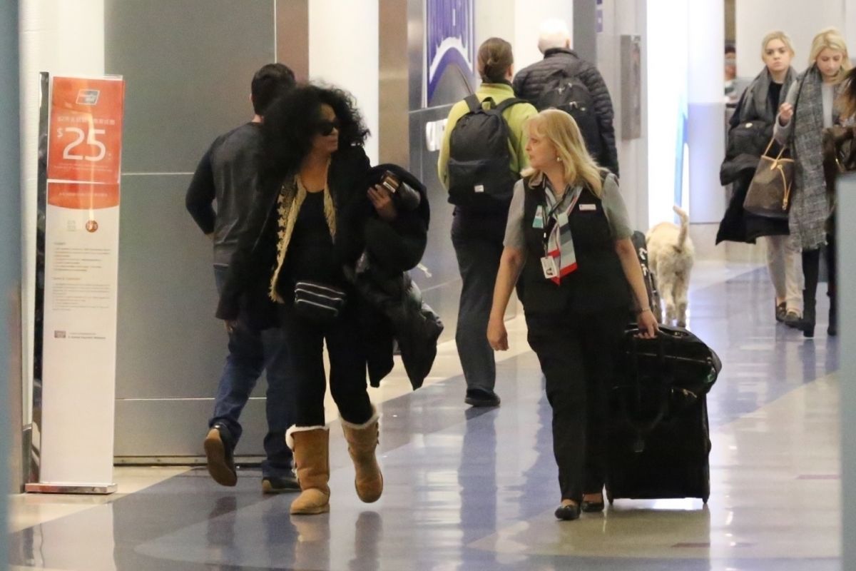 DIANA ROSS Arrives at Los Angeles International Airport 12/30/2017 ...