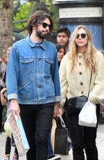 ELIZABETH OLSEN and Robbie Arnett Out for Ice Cream in Los Angeles 12/30/2017