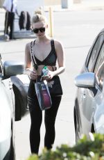 ELLE FANNING at a Gym in Los Angeles 12/27/2017