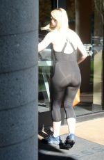 ELLE FANNING in Tights Leaves a Gym in Studio City 12/01/2017