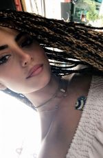EMERAUDE TOUBIA - Personal Photos