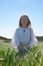 EMILY BROWNING for Crescioni 2017 Collection