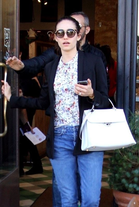 EMMY ROSSUM Out for Lunch at Le Pain Quotidien 12/05/2017