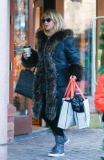 GOLDIE HAWN Out Shopping in Aspen 12/29/2017
