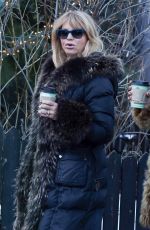 GOLDIE HAWN Out Shopping in Aspen 12/29/2017