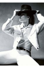 GRACE ELIZABETH in The Sunday Times Style, November 2017 Issue