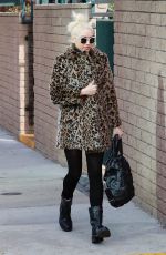 GWEN STEFANI Out for Lunch in Studio City 12/22/2017