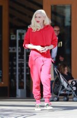 GWEN STEFANI Out Shopping in Burbank 12/09/2017