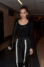 HAILEE STEINFELD at Los Angeles International Airport 11/30/2017