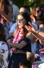 HAILEE STEINFELD Learns a Hawaiian Dance in Maui 12/28/2017