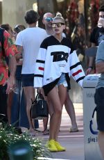 HAILEY BALDWIN Out Shopping in Miami 12/28/2017