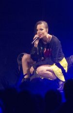 HALSEY at 99.5 Iheartradio Jingle Ball 2017 in Washington 12/11/2017