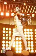 HALSEY at Jimmy Kimmel Live 12/12/2017