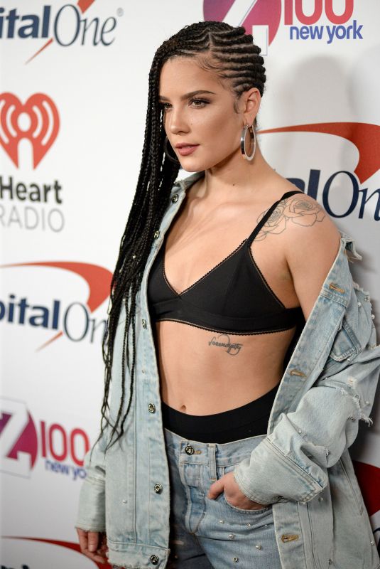 HALSEY at Z100 Jingle Ball in New York 12/08/2017