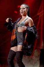 HALSEY Performs at Iheartradio 102.7 Kiis FM’s Jingle Ball in Los Angeles 12/01/2017