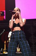 HALSEY Performs at Wild 94.9’s FM’s Jingle Ball in San Jose 11/30/2017