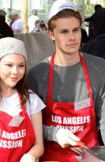 HANNAH ZEILE at LA Mission Serves Christmas to the Homeless in Los Angeles 12/22/2017