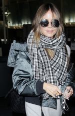 HEIDI KLUM at Los Angeles International Airport 12/20/2017