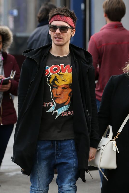 HILARY DUFF and Matthew Koma Out Shopping in New York 12/20/2017