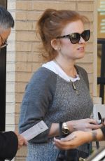 ISLA FISHER Shopping at Barney