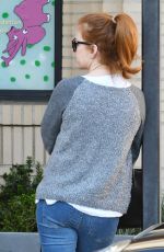 ISLA FISHER Shopping at Barney