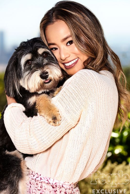 JAMIE CHUNG for People Pets, April 2017