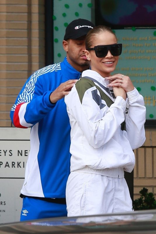 JASMINE SANDERS and Terrence J Out Shopping in Beverly Hills 12/24/2017