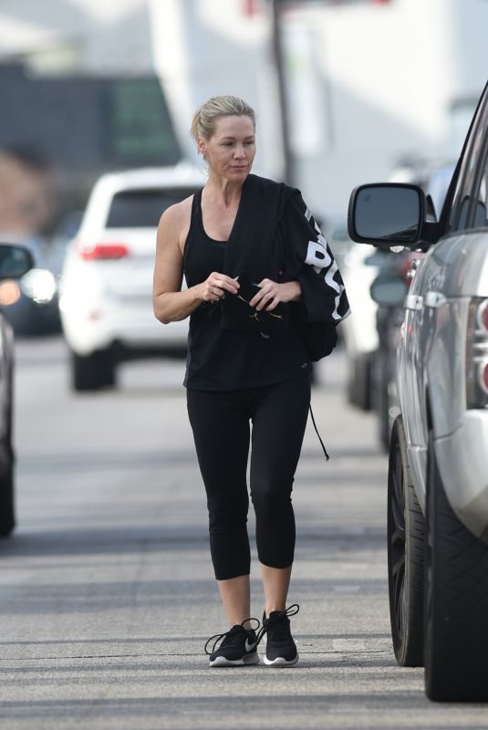 JENNIE GARTH Leaves a Gym in Los Angeles 12/26/2017