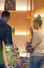JENNIFEER LOPEZ and Alex Rodreguez Shopping in Miami 12/23/2017