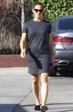 JENNIFER GARNER Arrives at a Church Services in Brentwood 12/03/2017