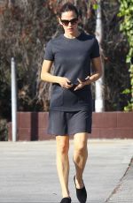 JENNIFER GARNER Arrives at a Church Services in Brentwood 12/03/2017