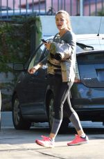 JENNIFER GARNER Arrives at a Gym in Brentwood 12/02/2017