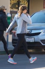 JENNIFER GARNER Heading to a Gym in Brentwood 12/18/2017