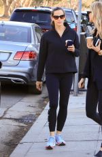 JENNIFER GARNER Out and About in Los Angeles 12/07/2017