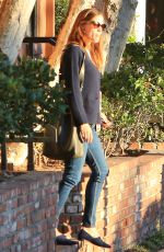 JENNIFER GARNER Out and About in Los Angeles 12/12/2017